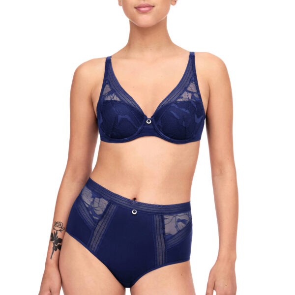 CHANTELLE True Lace Plunging lace spacer bra – Lilli Lingerie